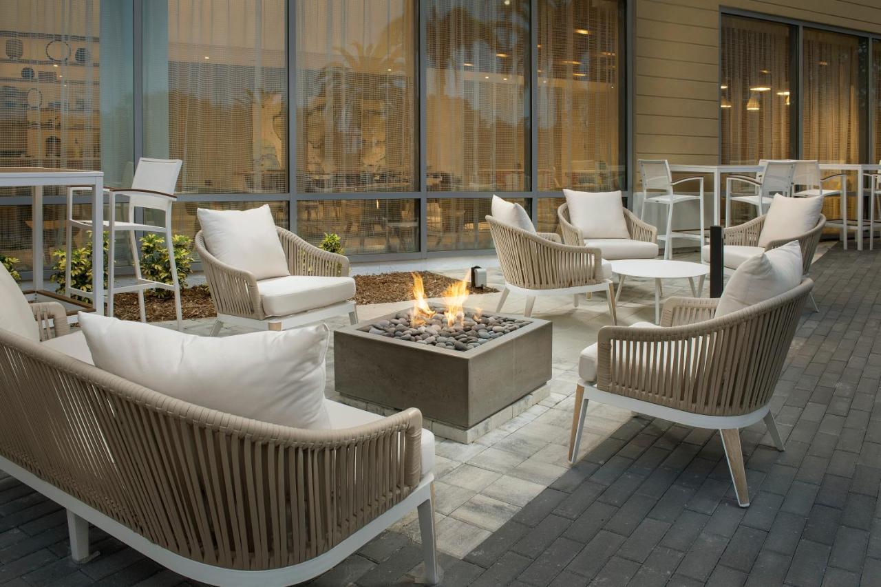 Element Orlando Universal Blvd. Williamsburg Екстер'єр фото